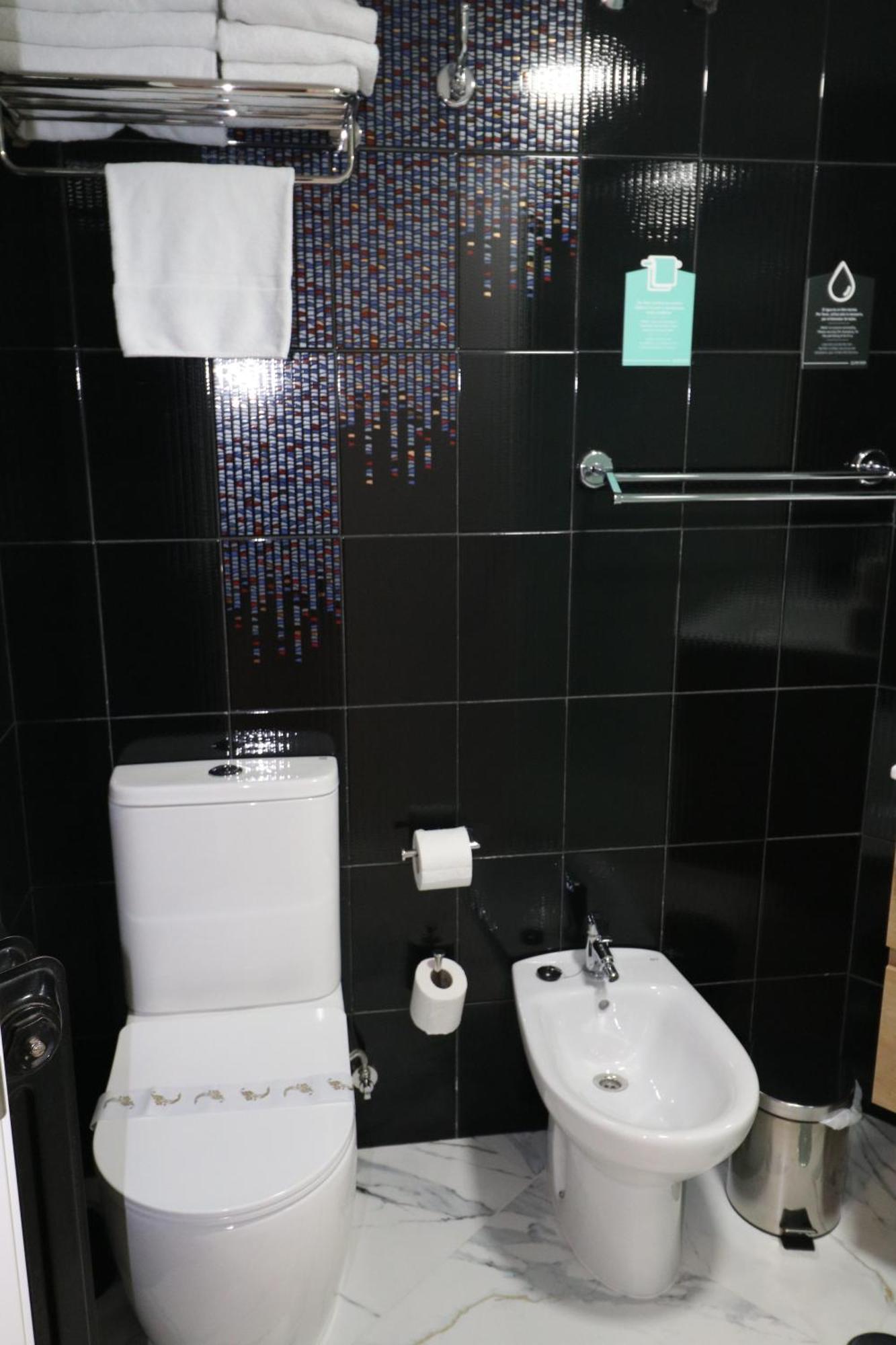 Hostal Alda Palencia Plaza Bagian luar foto