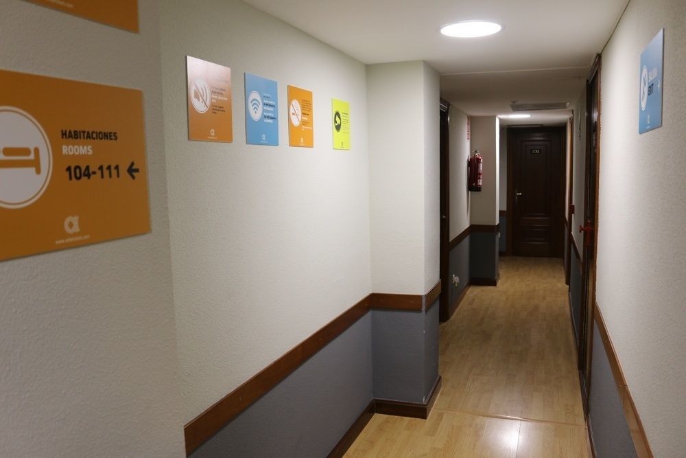 Hostal Alda Palencia Plaza Bagian luar foto
